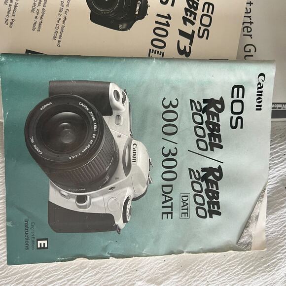 Canon EOS Rebel/2000 EOS/300 With Zoom Lens 80-200mm - Picture 3 of 11